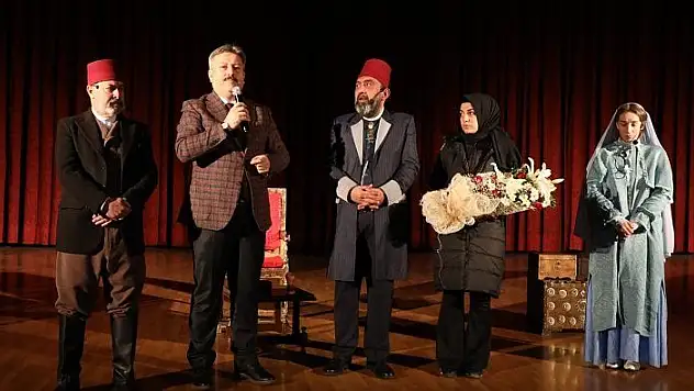  'USTA' OYUNUNA BÜYÜK İLGİ
