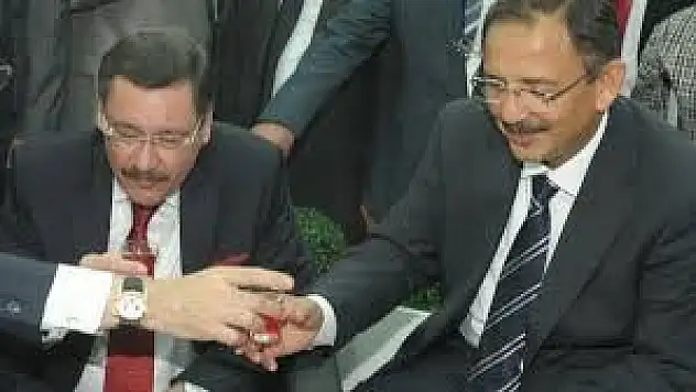 Özhaseki kardeşimdir