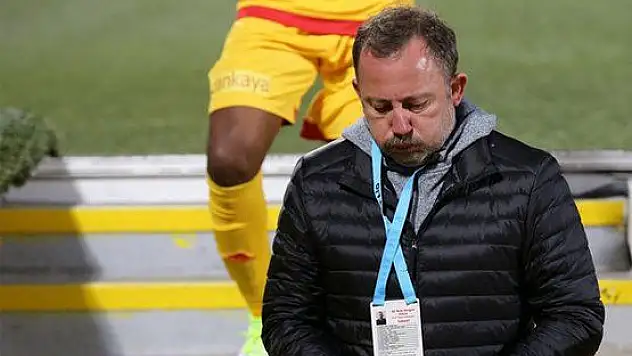 KAYSERİSPOR'DA TEHLİKE ÇANLARI ÇALIYOR