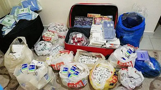 Yurt dışına ilaç götürmeye çalışan FETÖ zanlısı yakalandı