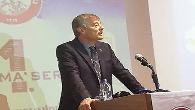 Çolak: 'Sağlık ve ilaç alanında çok hızlı ve radikal dönüşümler var'