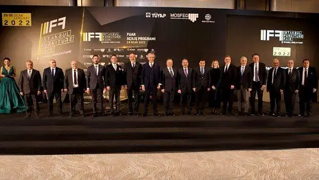 Başkan İmamoğlu mobilya fuarında