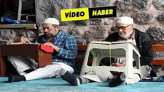 Kayseri'de 60 kişi itikafa girdi