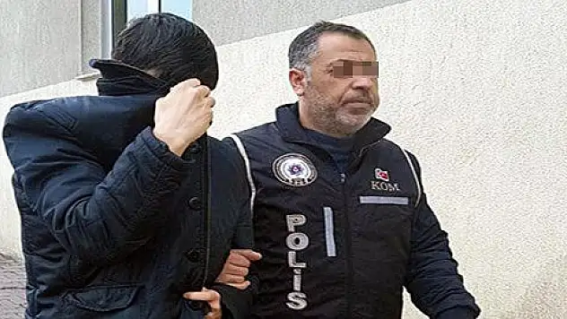 Kayseri'de FETÖ şüphelisi 4 esnaf adliyede  