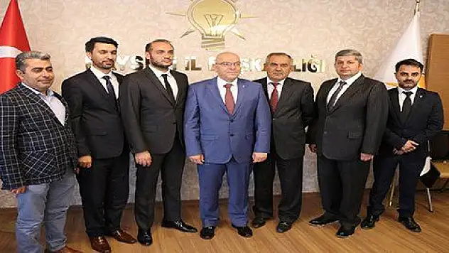 AK Parti'de yapılacak olan kongrelerde aday olacak 6 ilçe başkanı tanıtıldı 