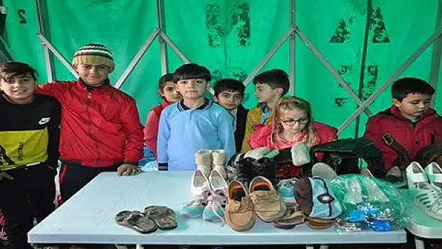 Kendileri küçük yürekleri büyük 
