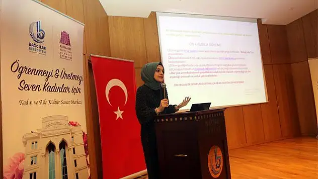 'Ergenliğe giren çocuklarınıza karşı yasaklayıcı olmayın'