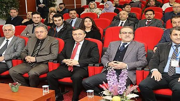 ERÜ'de 'Kanserin Tanı ve Tedavisinde Nanoteknolojinin Rolü' paneli 