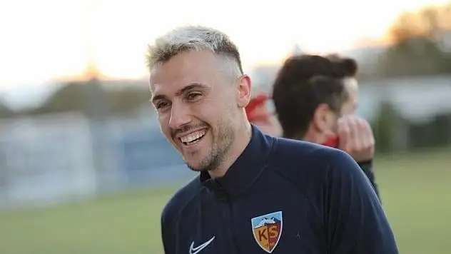 Gustavo ve Dimitrios kampa katıldı