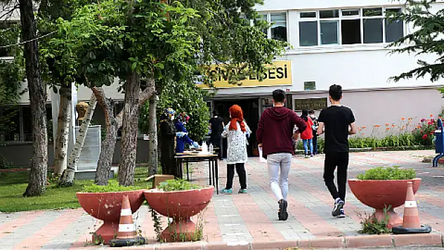İç Anadolu'da öğrencilerin YKS heyecanı