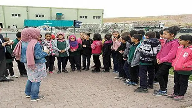 Kocasinanlı çocuklar gelecekleri için yapılan yatırımları incelediler 