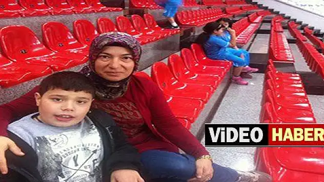 Hayatını oğluna adadı