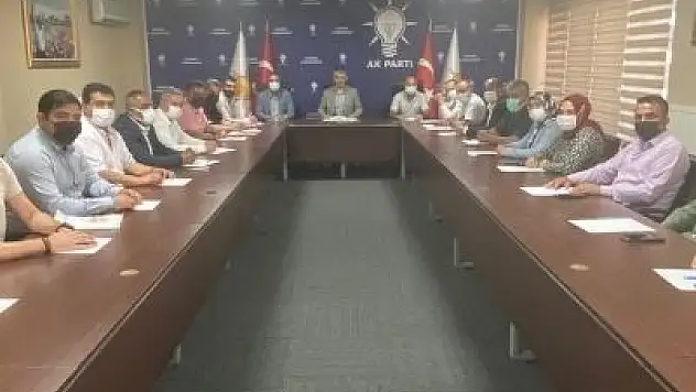 AK Parti Sarız İlçe Yönetim Kurulu Toplantısı düzenlendi