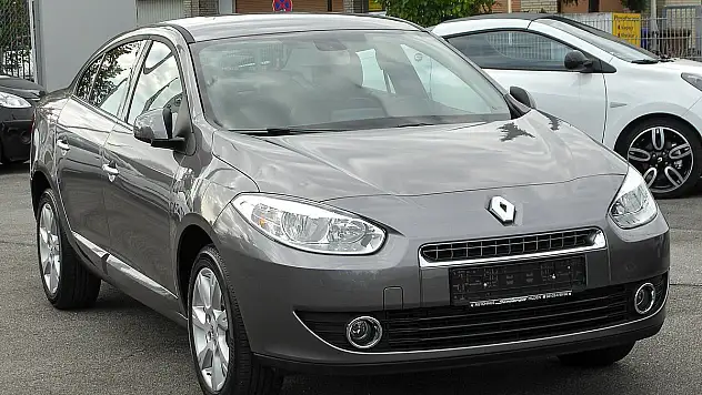 Bedelinden çok aşağı Renault Fluence