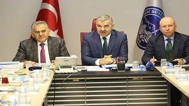 Büyükşehir Belediye Başkanı ve bürokratlarına görsel seminer