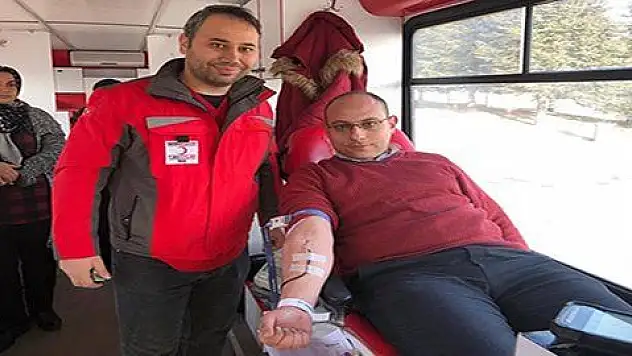 Kan Bağışı kampanyasına büyük ilgi