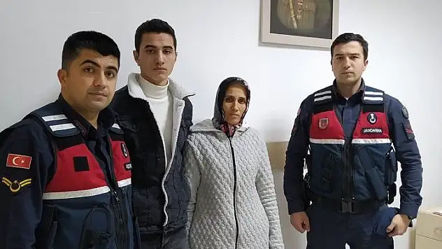Kaybolan 2 arkadaşı Jandarma buldu