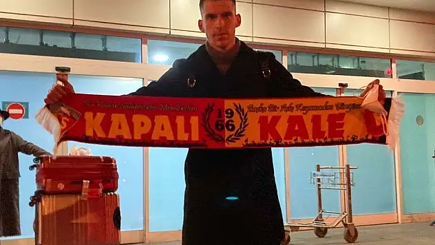 Kayserispor'un yeni transferi Kayseri'de