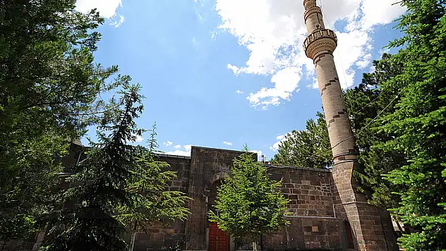 Kayseri için namaz vakitleri (11 Kasım Salı)