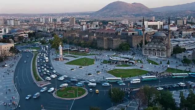 Kayseri kısa kısa: Adliye, İstifa, Kaza, Ulaşım desteği, Zam, Kayserispor...
