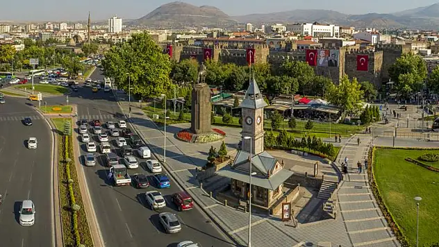 Kayseri kısa kısa: Fetö operasyon, Kentsel Dönüşüm, TOKİ, kurutma tesisi, Kayserispor...