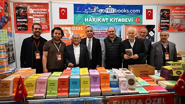 Kayseri Kitap Fuarı'nda rekor hedefi: 500 bin ziyaretçi aşıldı