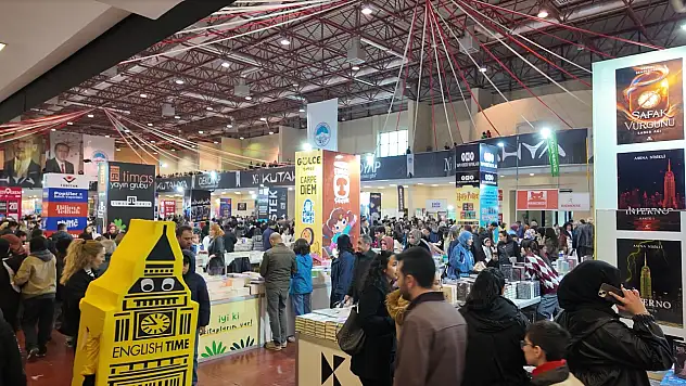 Kayseri Kitap Fuarı'nda yarın kimler var?