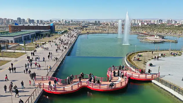 Kayseri Millet Bahçesi'nde Arapça anons tepki topladı