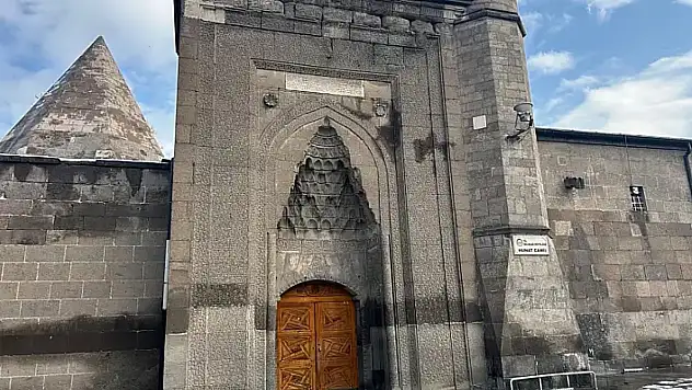 Kayseri namaz vakitleri (22 Mart 2026 Pazar )