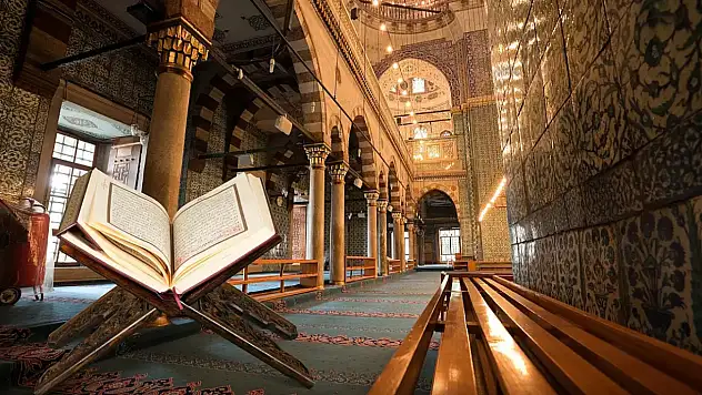 Kayseri namaz vakitleri (27 Ekim Pazartesi)