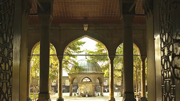 Kayseri namaz vakitleri (27 Nisan)