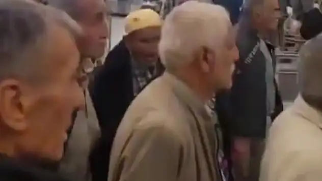 Kayseri'nin bilinen umre firması tepkilerin odağında – 450 valiz Medine'de kaldı iddiası!