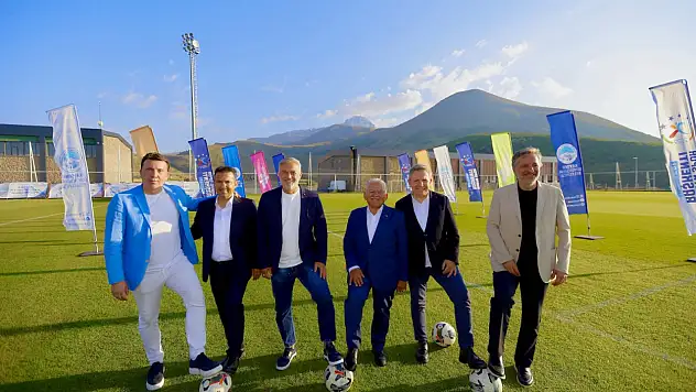 Kayseri'nin dev tesisi spor dünyasını büyüledi! Peş peşe aynı yorum geldi