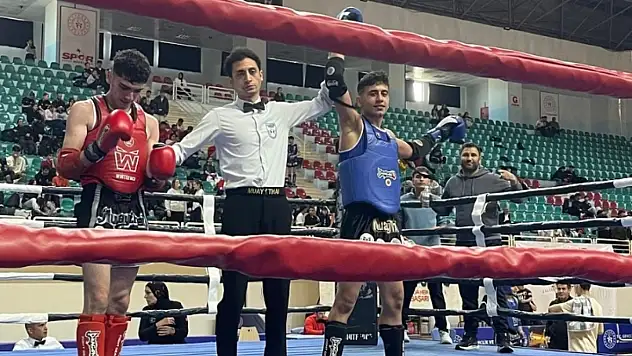 Kayseri'nin genç şampiyonları Türkiye arenasında fırtına estirdi