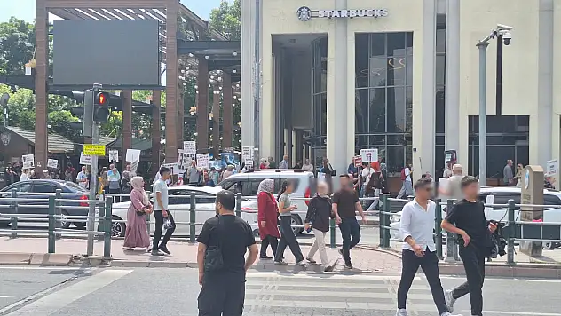 Kayseri'nin göbeğinde eylem! Dışarıda oturanlara düdük çaldılar