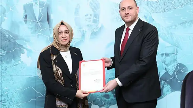 Kayseri'nin ilk kadın ilçe başkanı oldu!