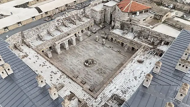 Kayseri'nin kalbindeki tarih ayağa kalktı! Gön Han 2026'da açılıyor