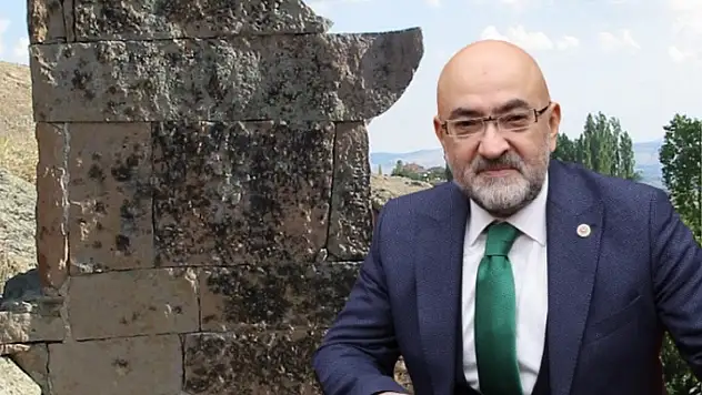 Kayseri'nin kayalara oyulan sırrını Cıngı anlattı!