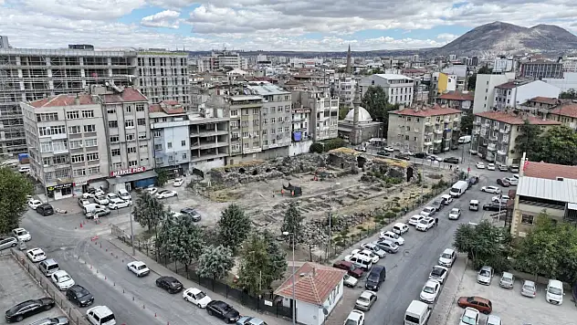 Kayseri'nin merkezinde bin yıllık arkeolojik kazı: Tarihe ayna tutacak!