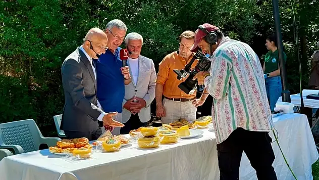 Kayseri'nin o ilçesi Türkiye'ye tanıtıldı! Görkemli Hatıralar'dan canlı yayın
