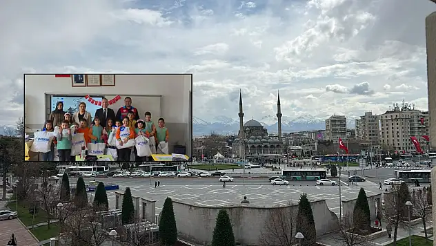 Kayseri'nin o ilçesinde dünyaca ünlü giyim firmasından öğrencilere destek!
