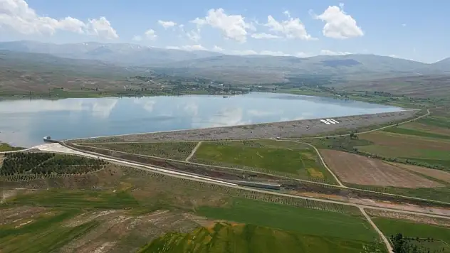 Kayseri'nin o ilçesinde kaçak su iddiası!