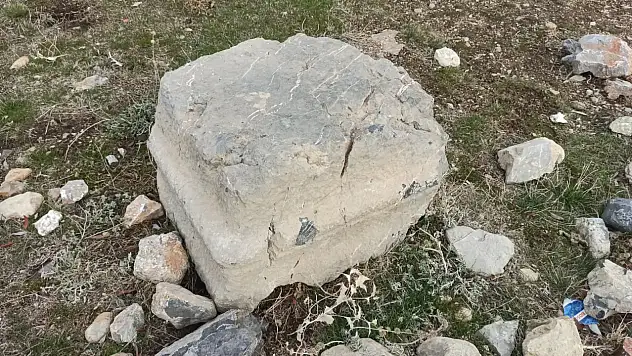 Kayseri'nin o ilçesinde karlar eridi, kaçak kazılar ortaya çıktı