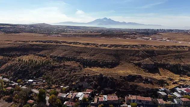 Kayseri'nin sonbahar klasiği görenleri büyülüyor!