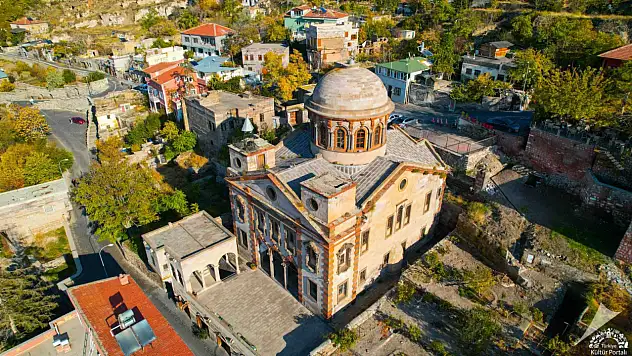 Kayseri'nin ünlü semtinde Lozan Mübadelesiyle camiye dönüşen 140 yılık tarihi kilise