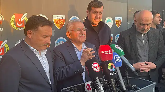 Kayseri protokolünden galibiyet mesajları peş peşe geldi!