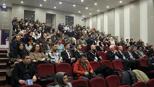 Kayseri Şehir Hastanesi'nde Tonsil ve Adenoid Hastalıkları sempozyumu düzenlendi