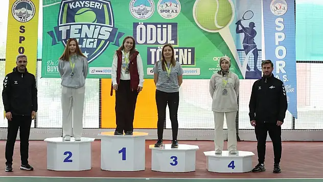 1300 maç, 200 sporcu: Kayseri Tenis Ligi sona erdi