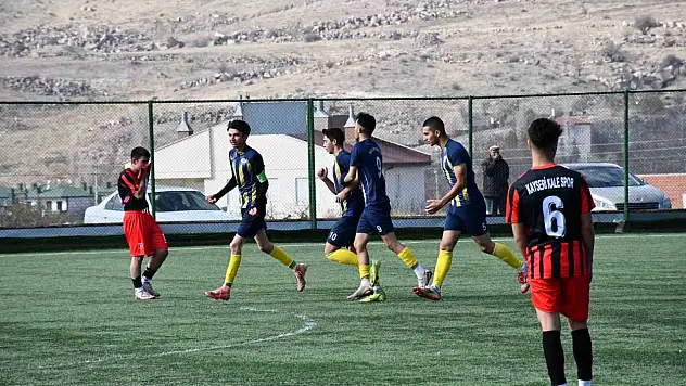 U18 Ligi B Grubu'nda: 2 gol, 3 kırmızı kart!