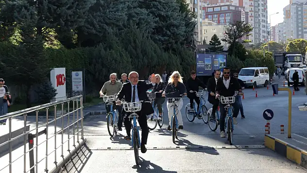 Kayseri Üniversitesi'nden Dünya Araçsız Günü'ne anlamlı etkinlik!